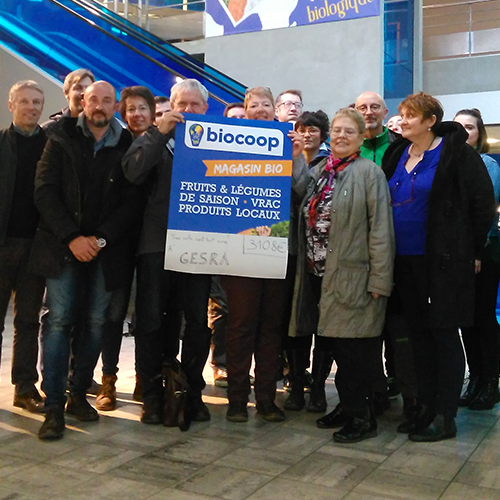 Solidarité affirmée et forte mobilisation pour la collecte Bio solidaire ! Solidarité affirmée et forte mobilisation pour la collecte Bio solidaire !